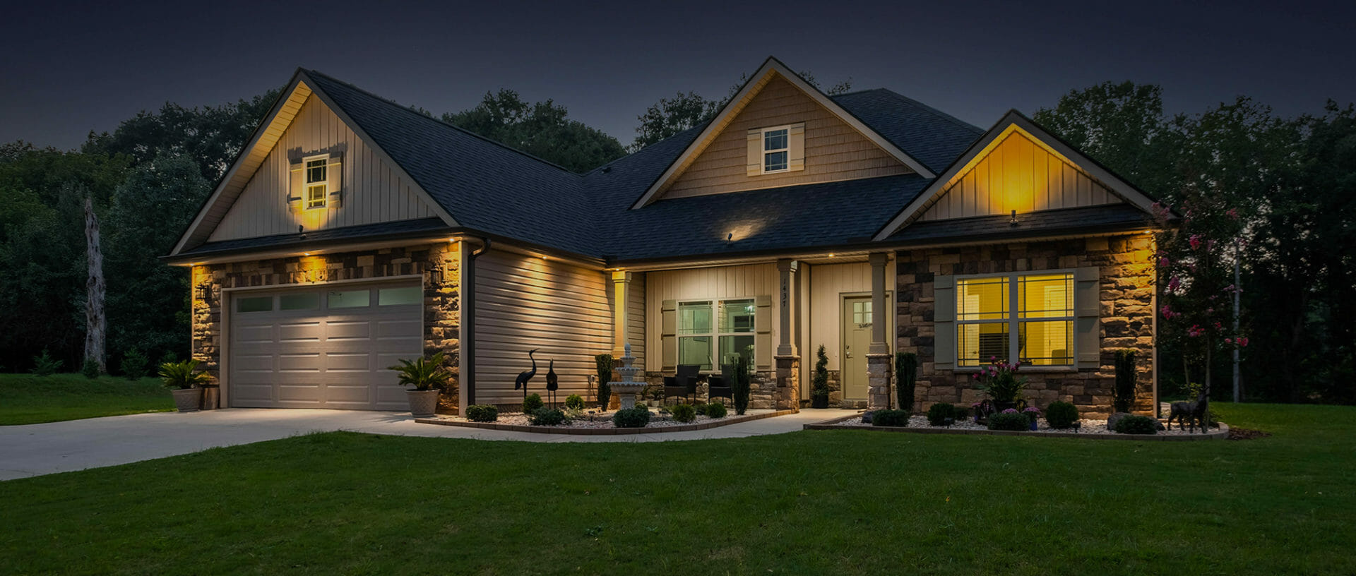 3 Kings Roofing and Construction hero background